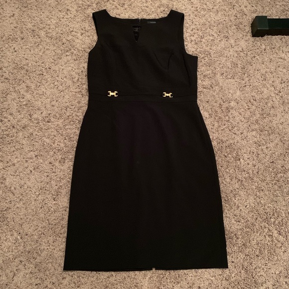 Tahari Dresses & Skirts - Tahari, dress with gold buckle trim, size 10